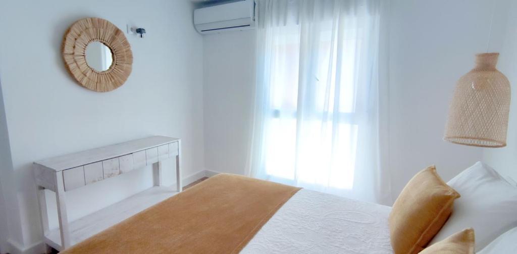 La Posada De Lola - Adults Only Hotel Bolonia Exterior photo