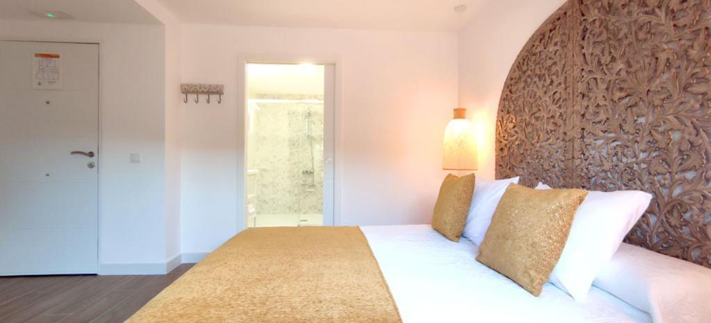 La Posada De Lola - Adults Only Hotel Bolonia Exterior photo