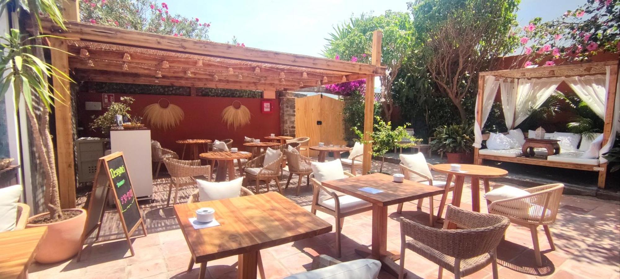 La Posada De Lola - Adults Only Hotel Bolonia Exterior photo
