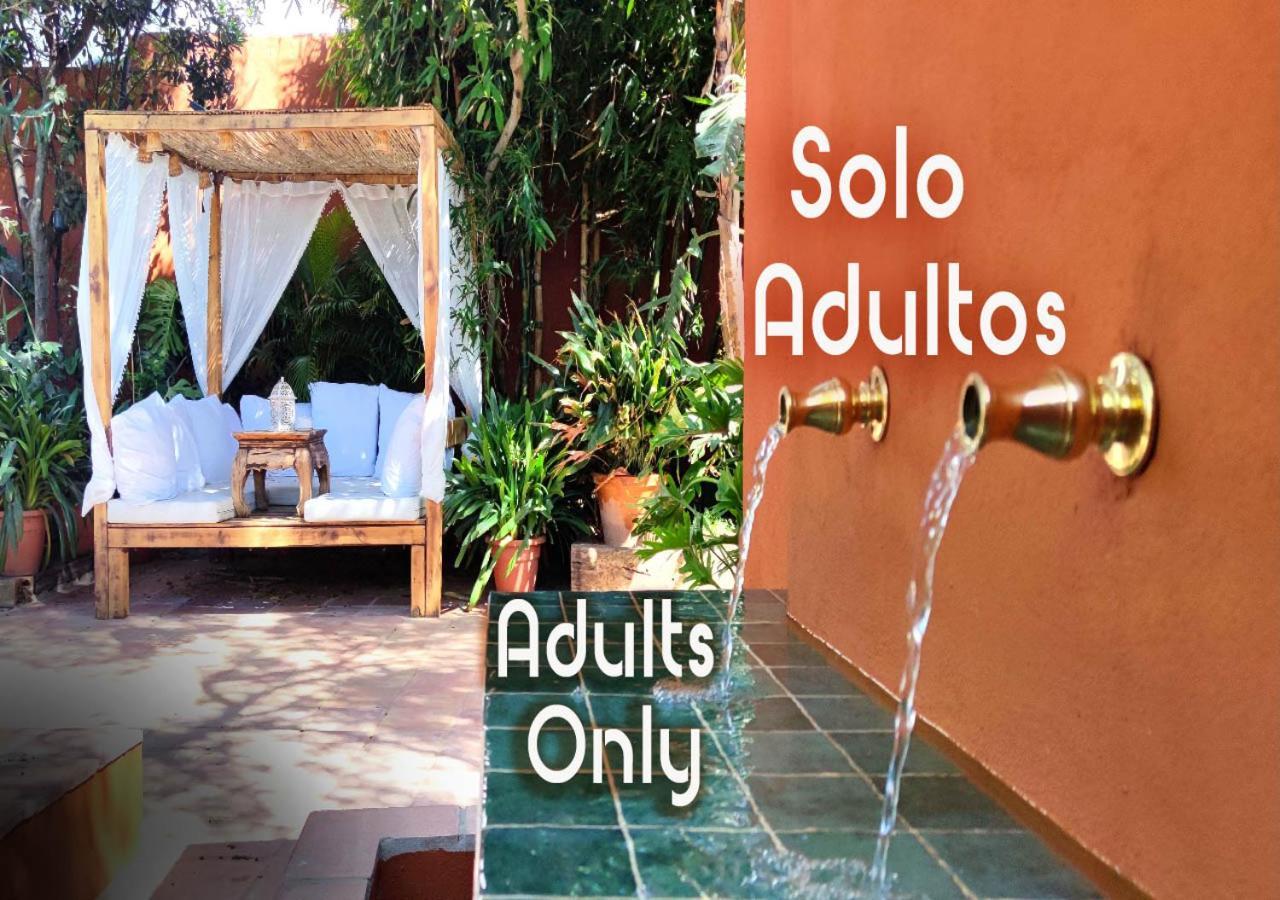 La Posada De Lola - Adults Only Hotel Bolonia Exterior photo